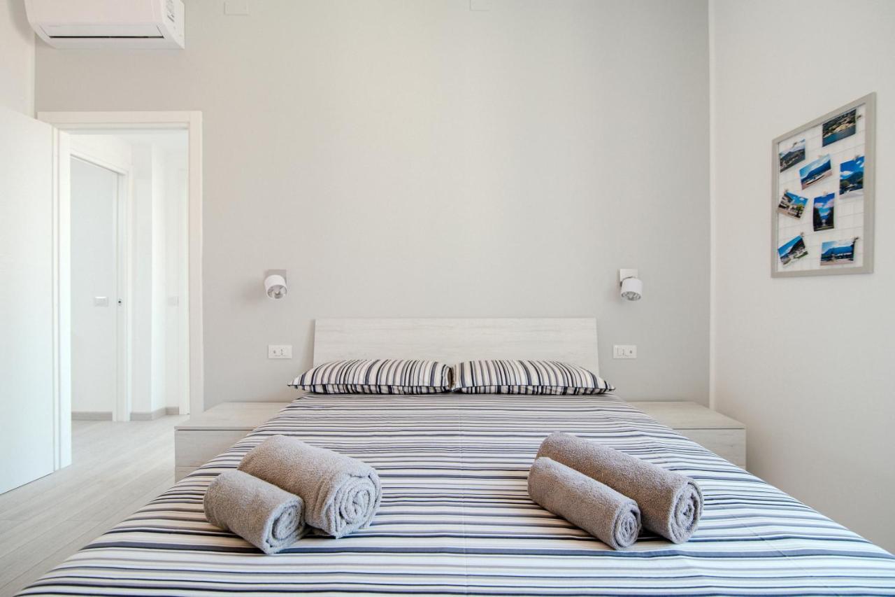 Bright Home - The House Of Travelers Como Eksteriør bilde